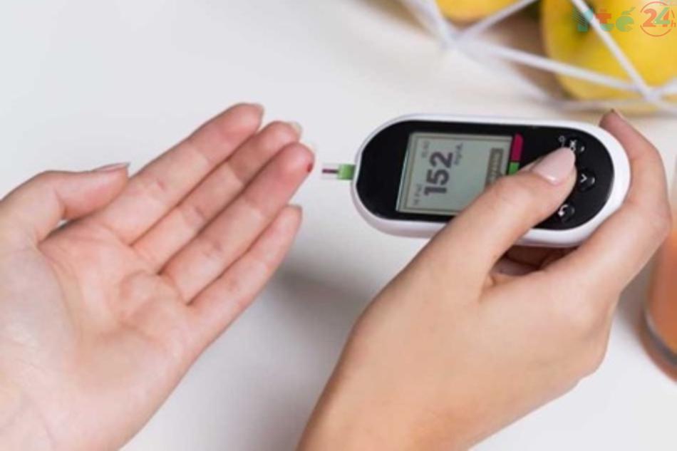 Ảnh: máy đo đường huyết cho bệnh nhân tiểu đường